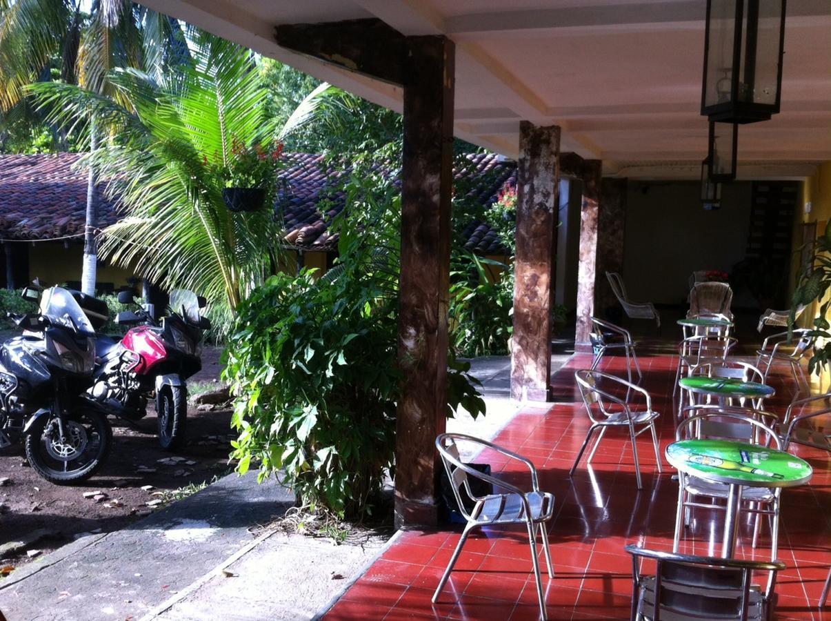 Hotel Caleta San Miguel Exterior photo